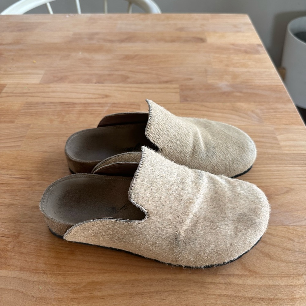 Free people clogs